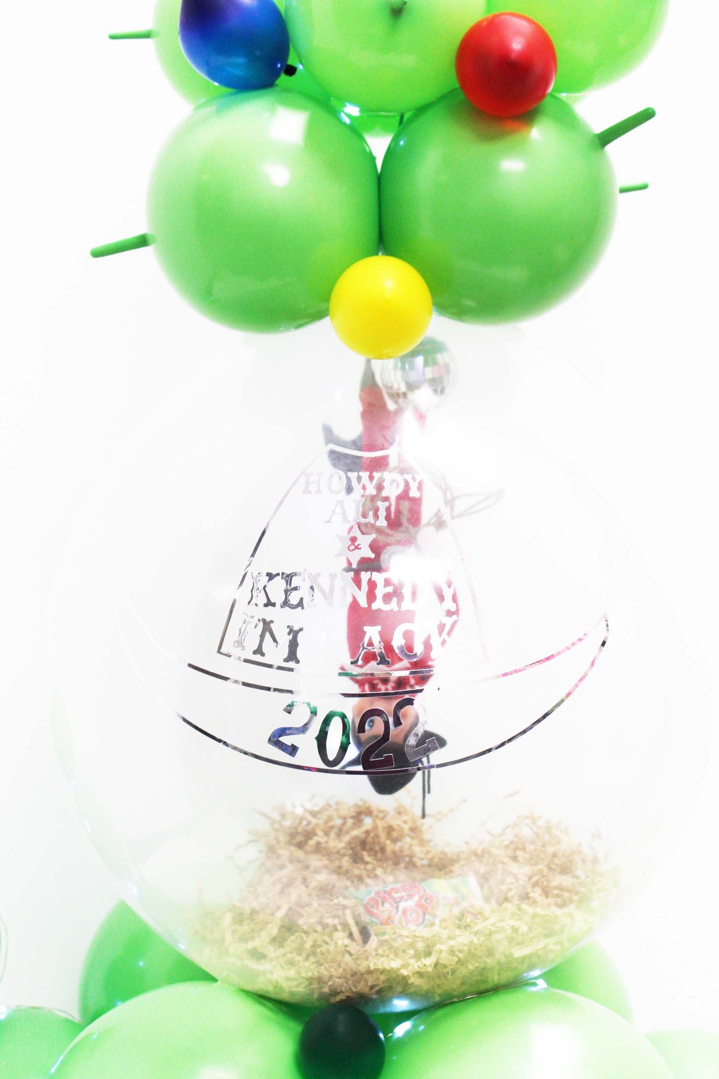 Elf on the Shelf- Magical Balloon Return 2022: A Cowboy Christmas